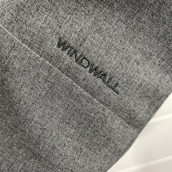 Women’s North Face jacket. Size XXL. Worn very little. - Picture 4 of 7